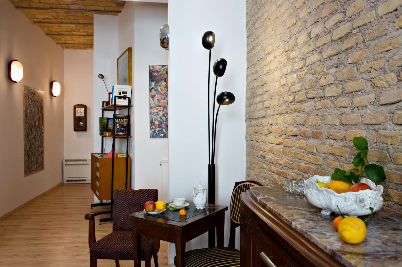 B&B Laurus Colosseo Rom Exteriör bild
